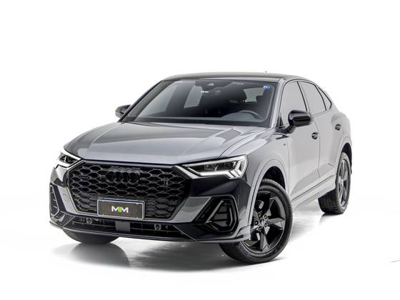 AUDI Q3 2.0 40 TFSI GASOLINA SPORTBACK PERFORMANCE BLACK QUATTRO TIPTRONIC